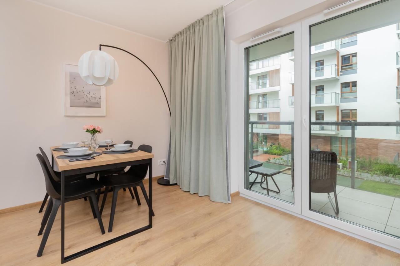 Bright & Stylish Apartment With Balcony 1,5 Km To Gdansk Main City By Noclegi Renters Экстерьер фото